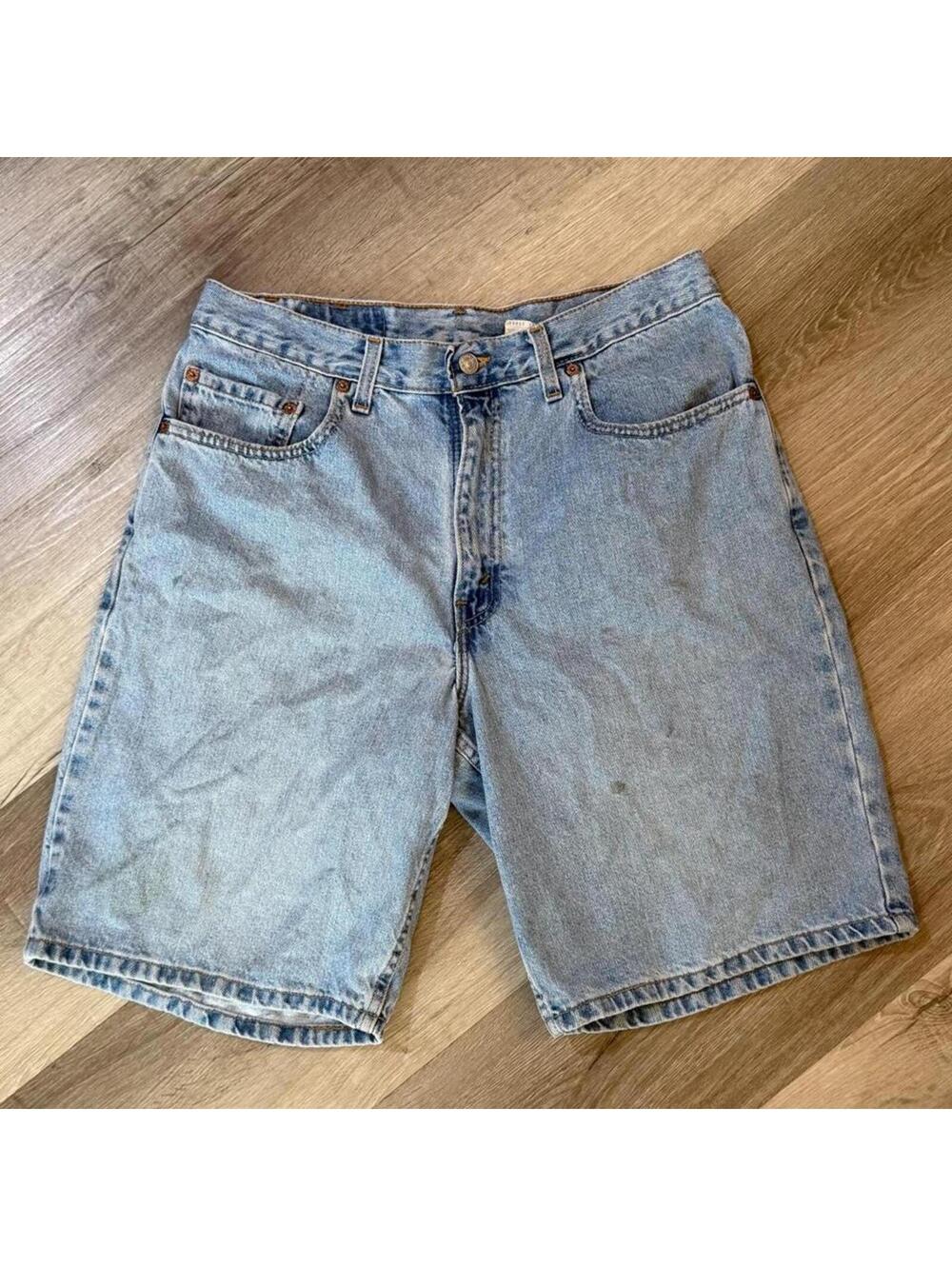 Vintage 90s Levi's blue baggy jean shorts Size 34" #denim #baggyjeans #jorts